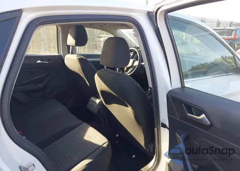 2022 Volkswagen Jetta 1.5T S z USA, uszkodzony, nr VIN 3VWCM7BU0NM002763